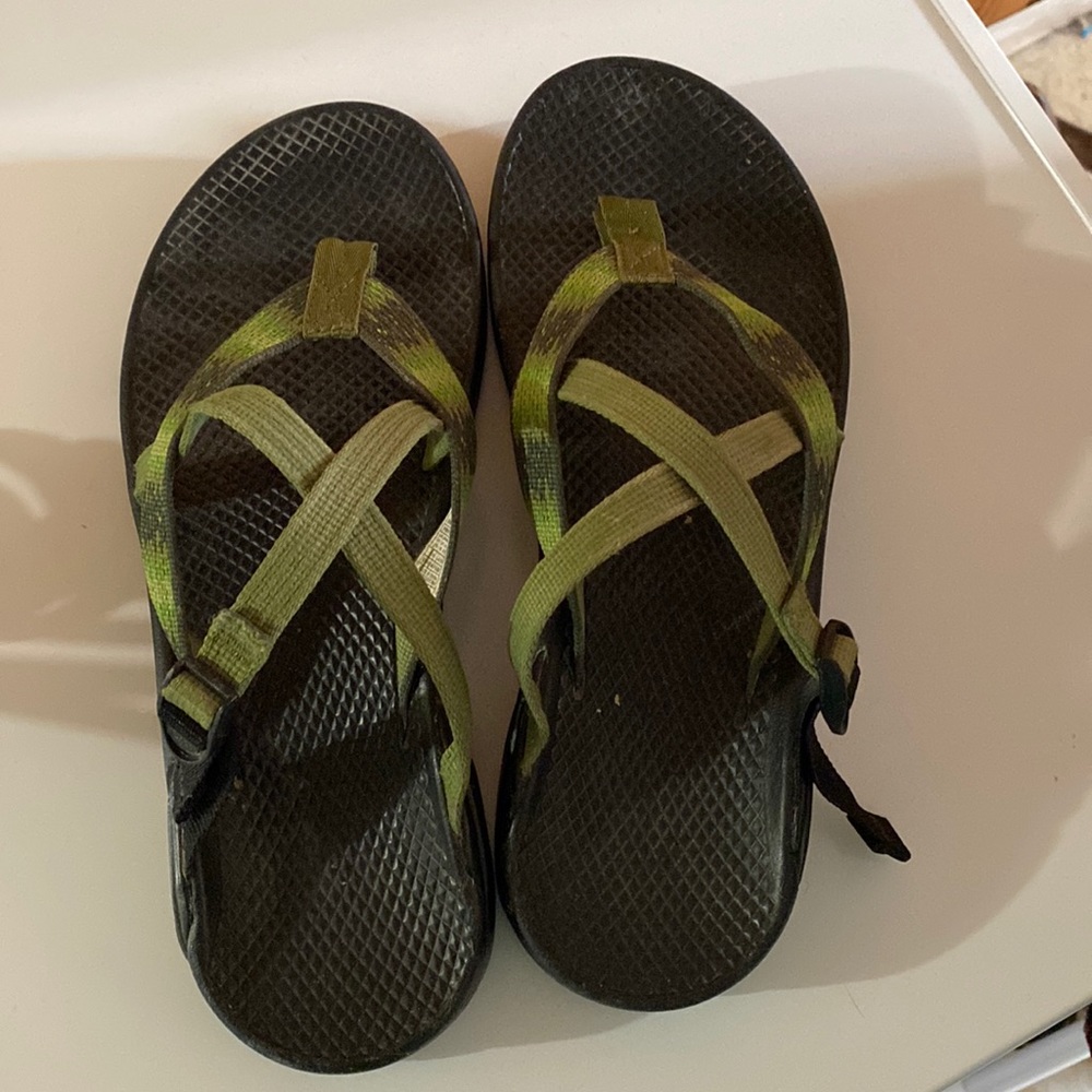 Chacos size 10 sandal.